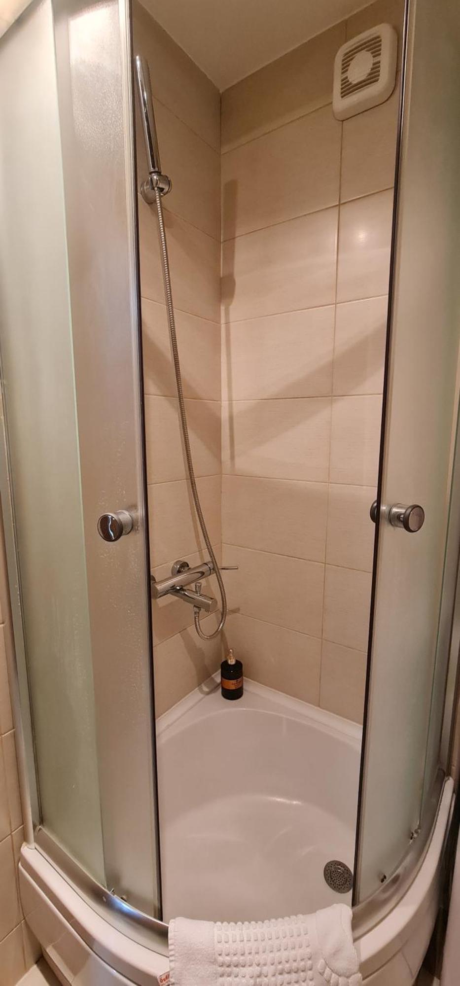 Design Apartment Business Lux 4 Star "Rio" Completely Business Lux Place In The City Center & Free Included Industry Optical Wifi & Netflix & Keyless Code Entry & Full Smart App & Kitchen & Washing Machine & Wide Terrace & Secure 2 Parking Place Ćuprija Esterno foto