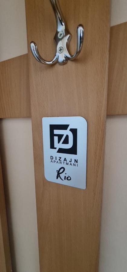 Design Apartment Business Lux 4 Star "Rio" Completely Business Lux Place In The City Center & Free Included Industry Optical Wifi & Netflix & Keyless Code Entry & Full Smart App & Kitchen & Washing Machine & Wide Terrace & Secure 2 Parking Place Ćuprija Esterno foto