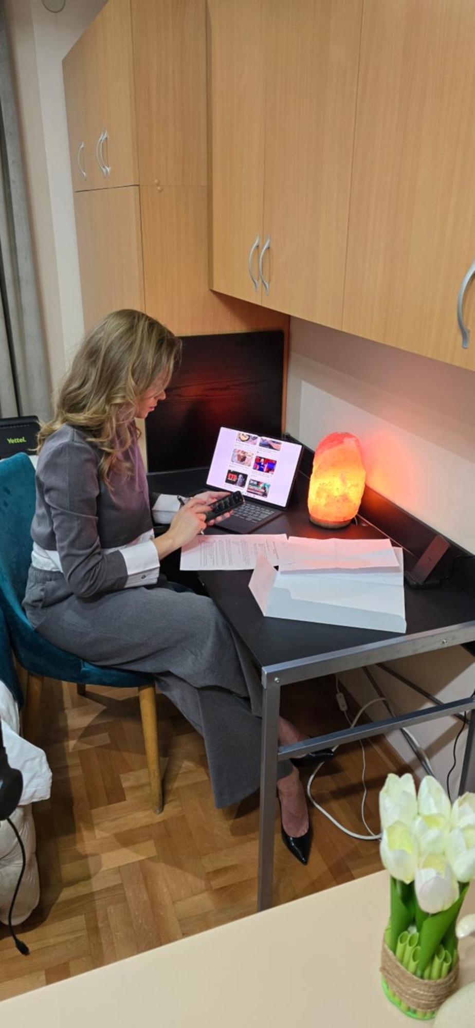 Design Apartment Business Lux 4 Star "Rio" Completely Business Lux Place In The City Center & Free Included Industry Optical Wifi & Netflix & Keyless Code Entry & Full Smart App & Kitchen & Washing Machine & Wide Terrace & Secure 2 Parking Place Ćuprija Esterno foto